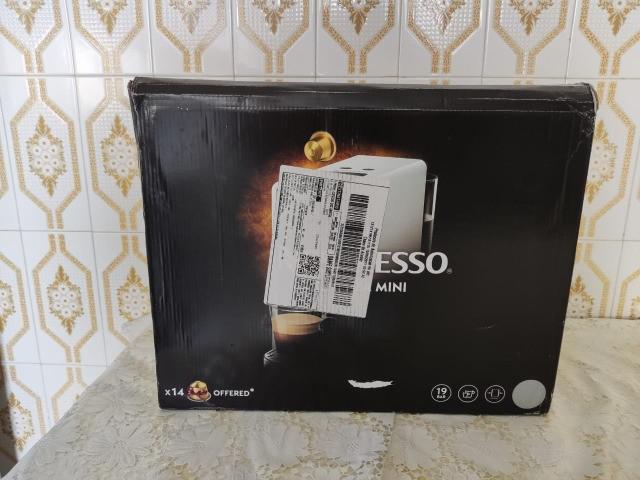 Cafeteira Nespresso essenza mini