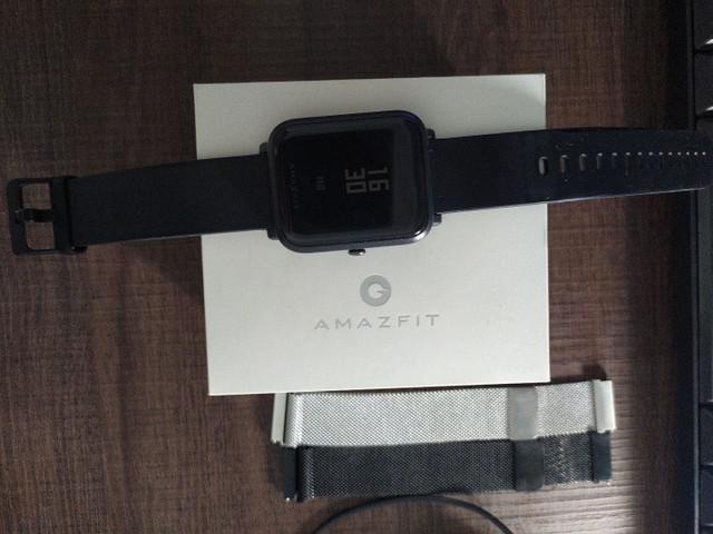 Relógio Amazfit Bip + duas pulseiras