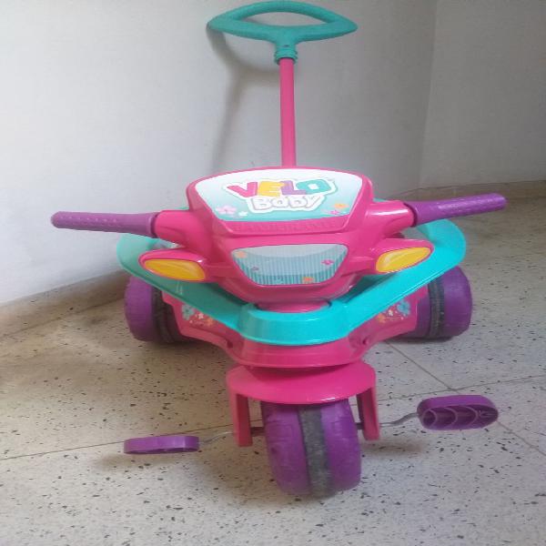 Triciclo Velo Baby com empurrador - Bandeirantes