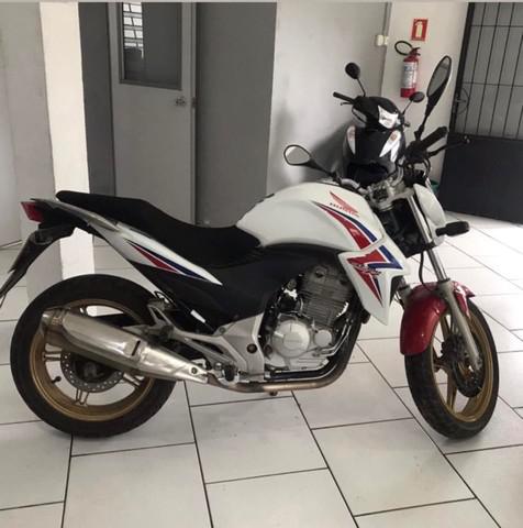 Honda cb 300 r 2015