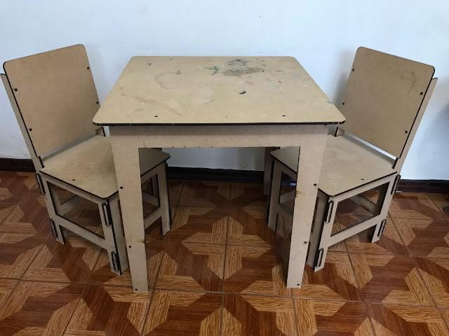 Mesa infantil madeira mdf