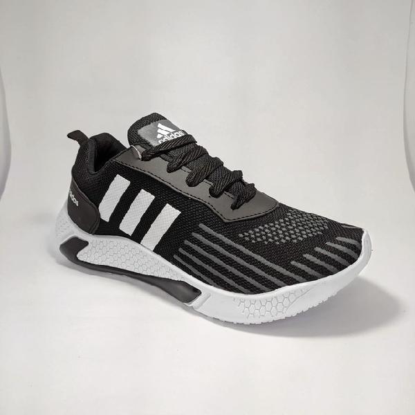 Tênis masculino adidas