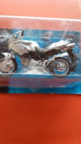 Miniaturas de motos escala 1:18