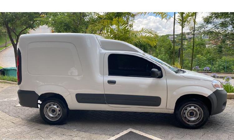 Fiat fiorino furgão 1.4 21/21 branco