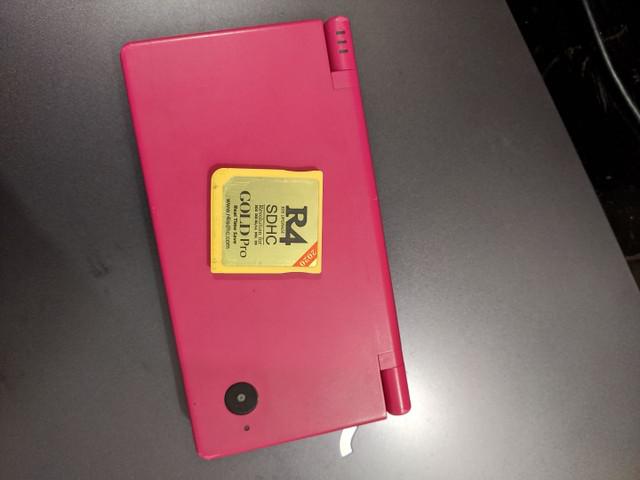 Nintendo dsi + r4 gold