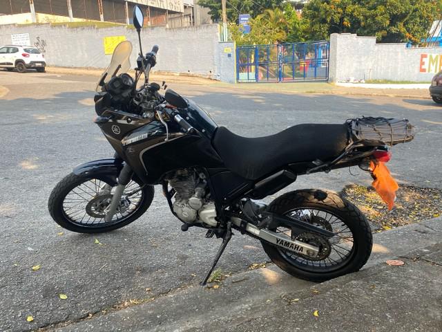 Vendo moto tenere 250 ano 2012