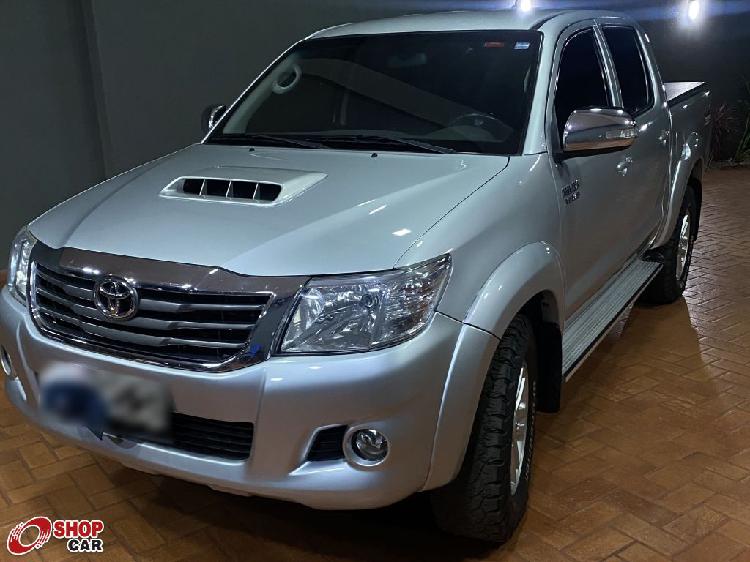 TOYOTA Hilux SRV Top D4-D 3.0TDi 16v 4X4 C.D.