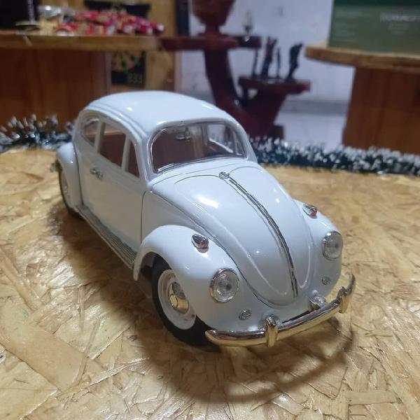 Miniatura fusca 1/18