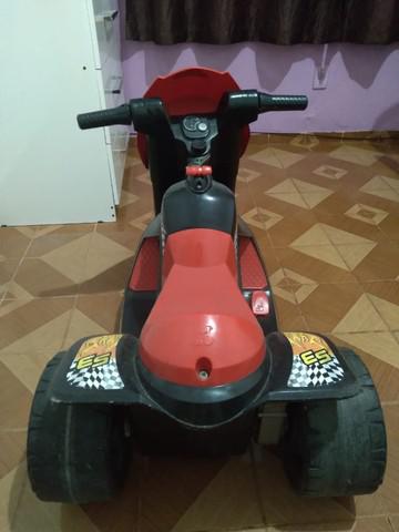 Moto Elétrica Infantil Ban Moto 6v Vermelho e Preto -