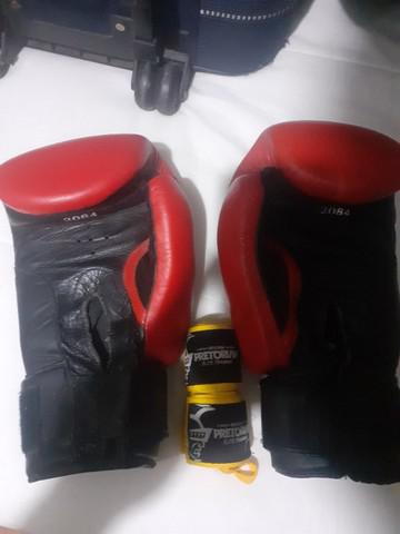 Luva everlast 100% em couro + bandagem pretorian 3m