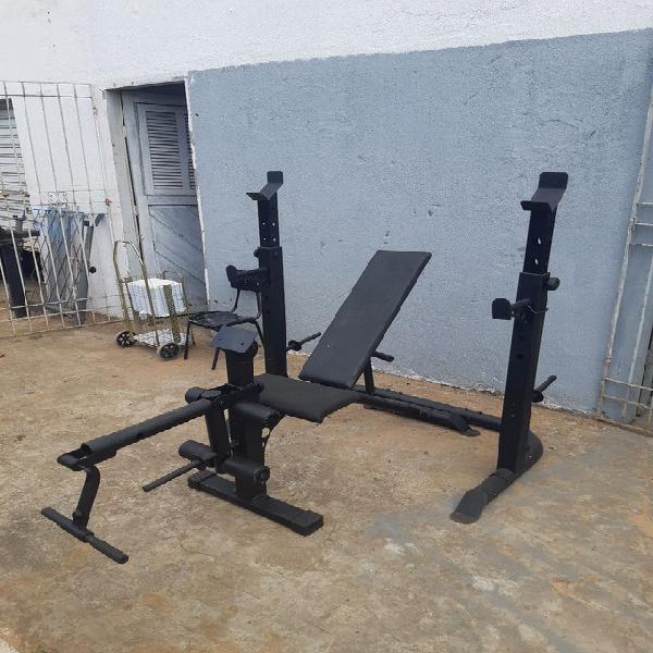 Equipamento musculação