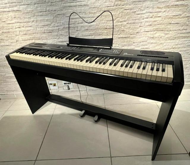 Piano fenix sp 30 - 88 teclas pesadas c/ gabinete e pedais!