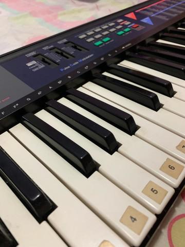 Vendo teclado casio ca-110 em perfeito estado.