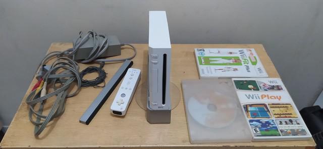 Nintendo wii (bloqueado)+ 3 jogos