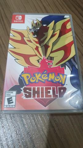 POKEMON SHIELD (Nintendo Switch)