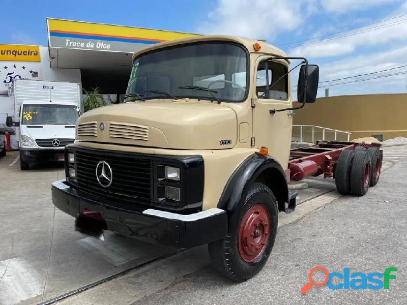 Caminhão Mercedes 1113 Truck