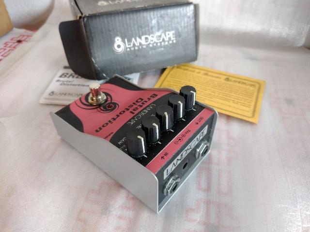 Pedal de guitarra marca landscape modelo brutal distortion