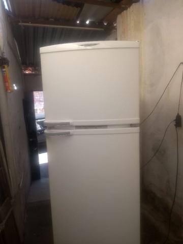 Geladeira brastemp duplex 370 litros frost free