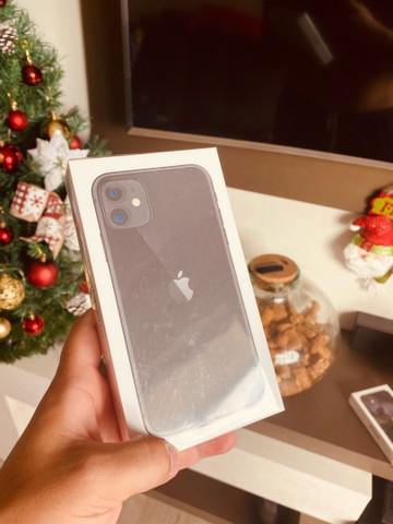 IPhone 11 64Gb + Carregador Original 20w