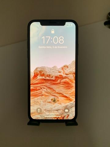 iPhone XS 64GB Preto