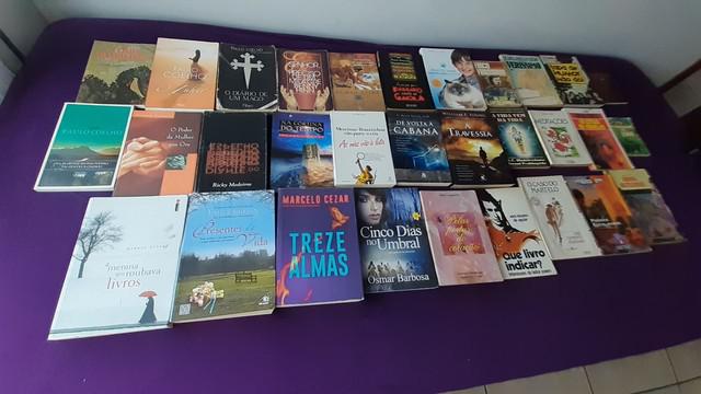 Livros diversos todos $ 100