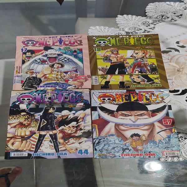 Mangás one piece diversos