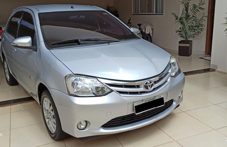 Toyota Etios XLS 1.5 (Flex) / 2015