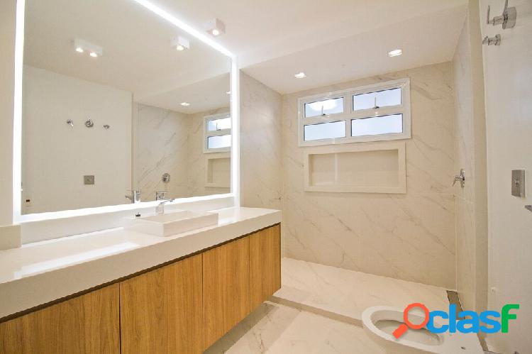 Apartamento com 3 quartos, 222m², à venda 1