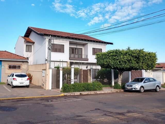 Excelente Sobrado Comercial/Residencial - R. Sebastiao Lima