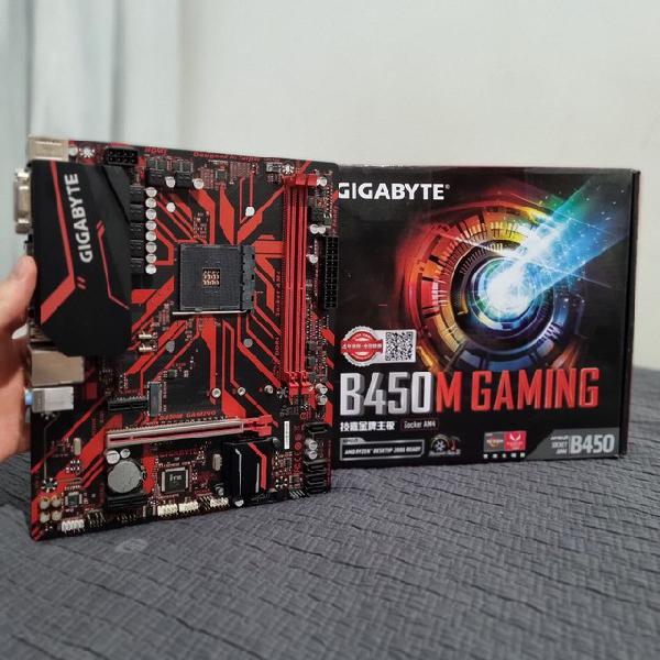 PLACA MÃE GIGABYTE B450M - AMD4