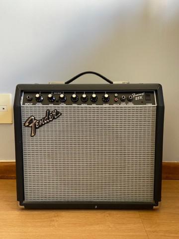 Fender Frontman 25 R + Transformador