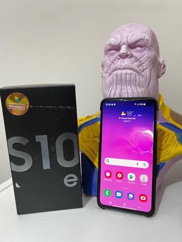 Samsung Galaxy S10e Preto 128GB/6GB RAM