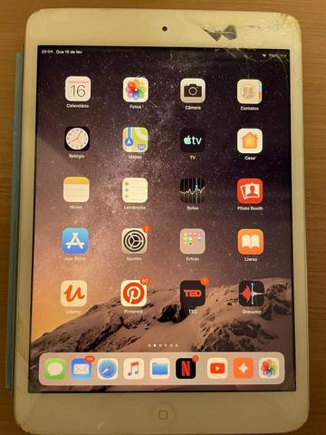 Ipad mini 2 Prata 16GB - tela quebrada