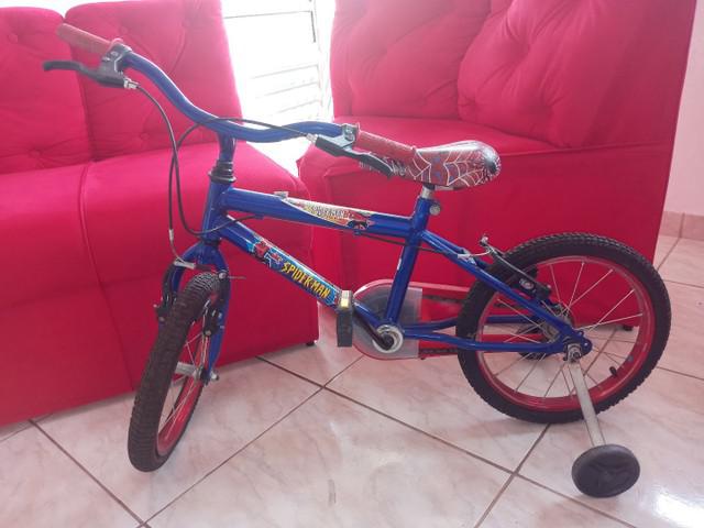 Bicicleta. Aro 16