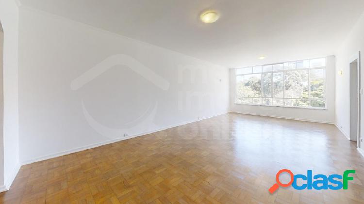 Apartamento com 3 quartos, 190,74m², à venda