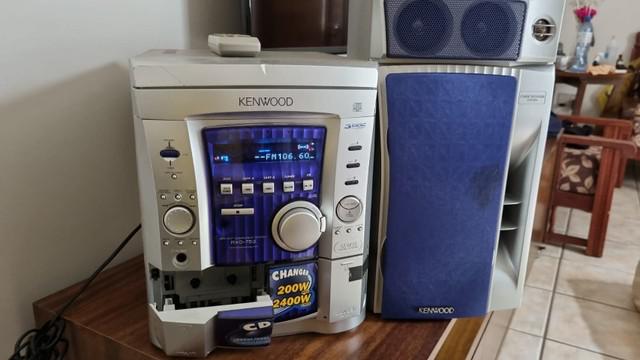 Aparelho de som Kenwood Radio,Cd e toca fita