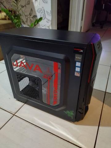 Gabinete gamer mid tower