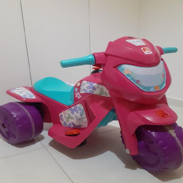 Moto elétrica infantil