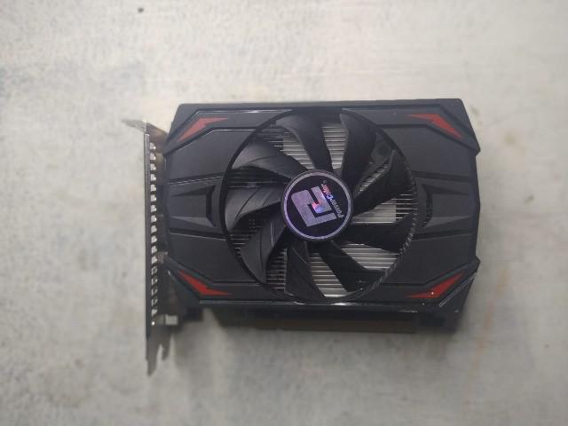 Placa De Vídeo Amd Radeon Powercolor Rx 550 4gb Ddr5 128