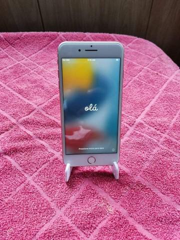 Iphone 8 plus 64 giga semi novo bateria 100 por cento 1.900