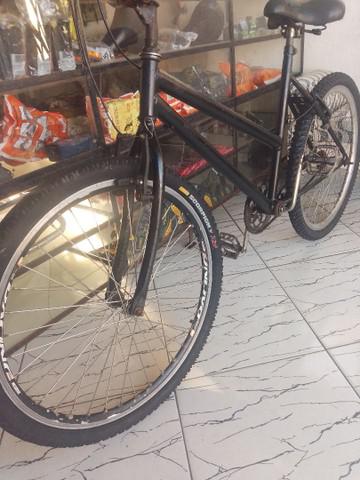 Bicicleta Preta aro 26