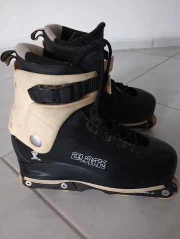 Patins custom traxart black x hooi - usado