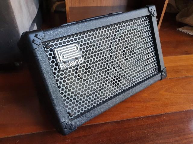 Amplificador roland cube street