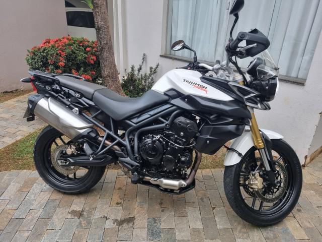 Triumph tiger 800