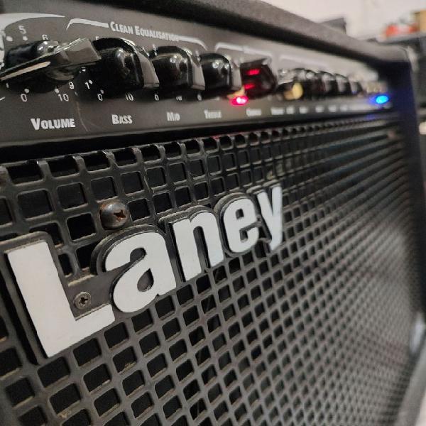 Amplificador de guitarra Laney LX65r