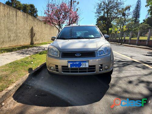 Ford Fiesta 1.0 Flex Completo