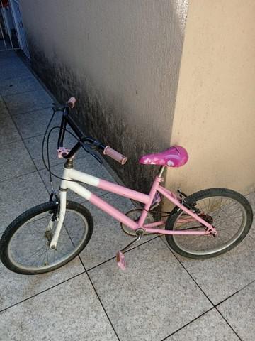 Vendo bicicleta de criança aro 20 por 120 reais