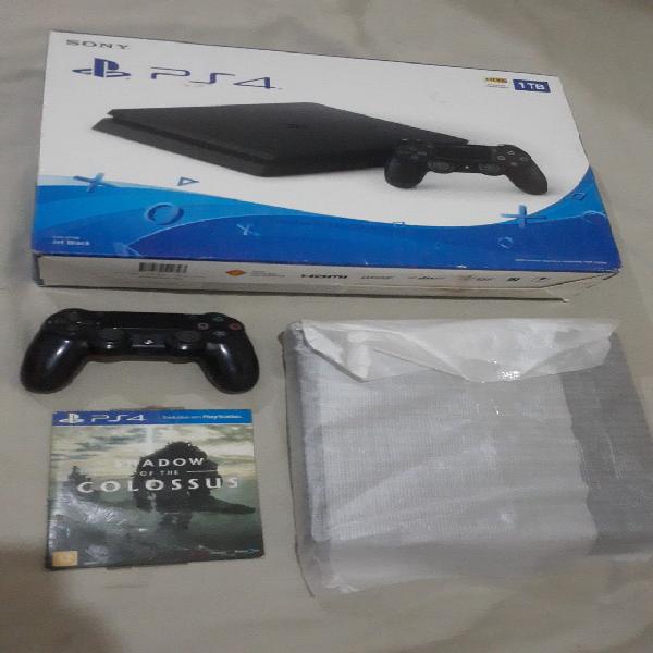 Ps4 slim HD de 1 tera