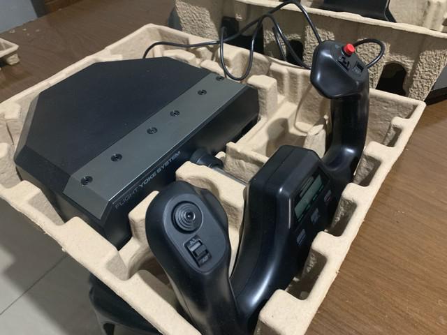 Manche Joystick Logitech Flight Yoke Seminovo