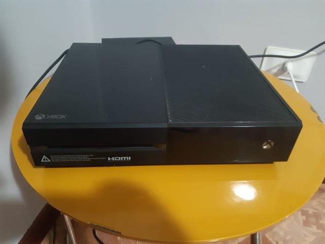 Xbox one semi novo